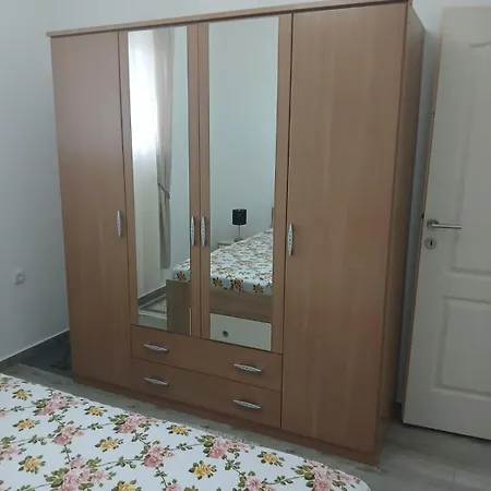 カントリーハウス Domacinstvo Pocikini Zasavica